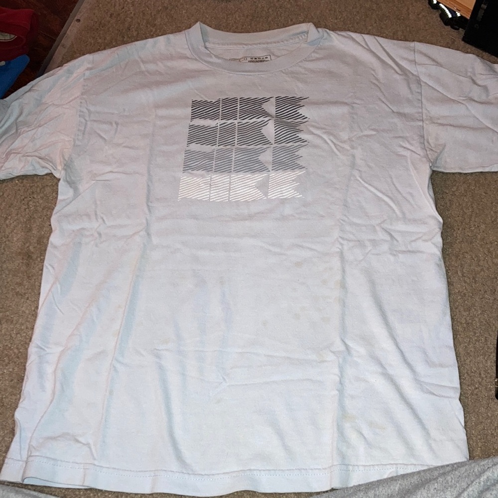 Men’s Gray Nike short Sleeve Tee